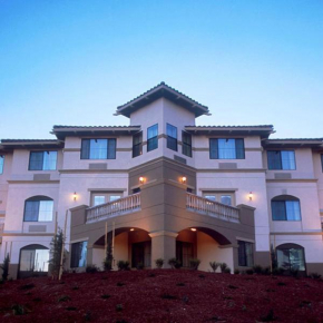 Holiday Inn Express Hotel & Suites Marina by IHG